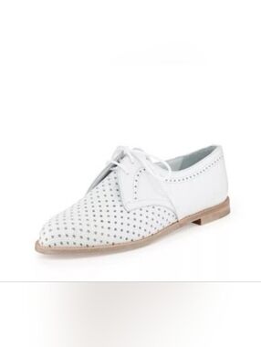 MANOLO BLAHNIK PIOLA Kidskin White Leather Oxfords  Women's Sz 39.5 or US 9.5